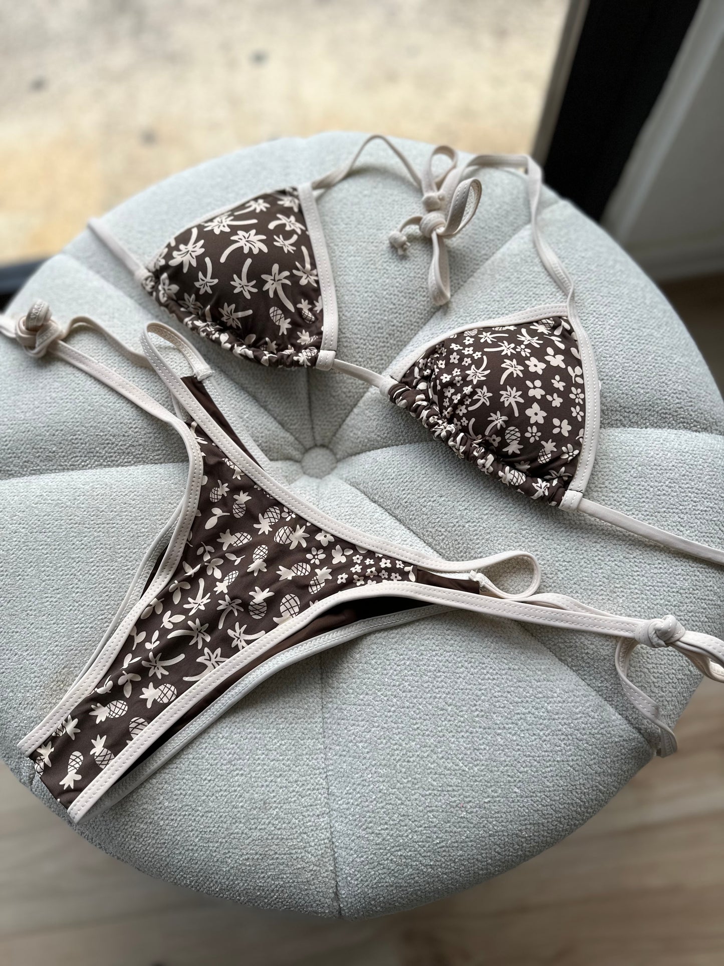 Tropical contrast swim set