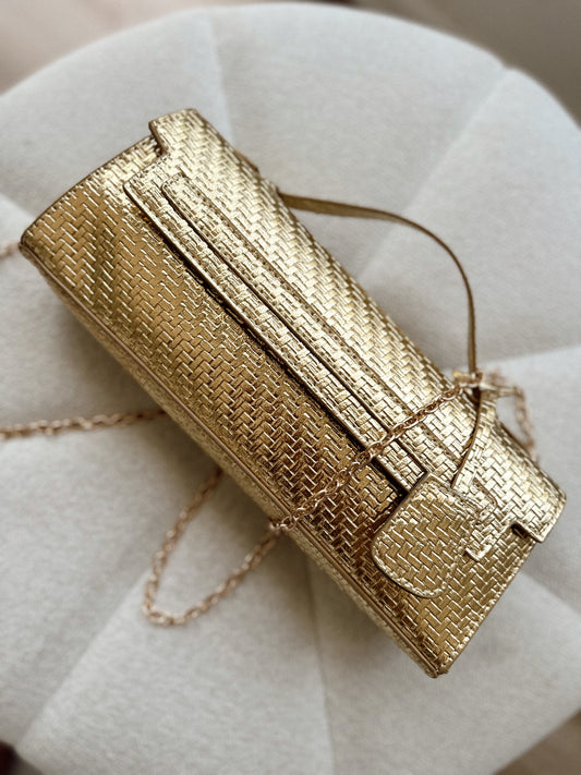 Veneta gold little pendant clutch & crossbody