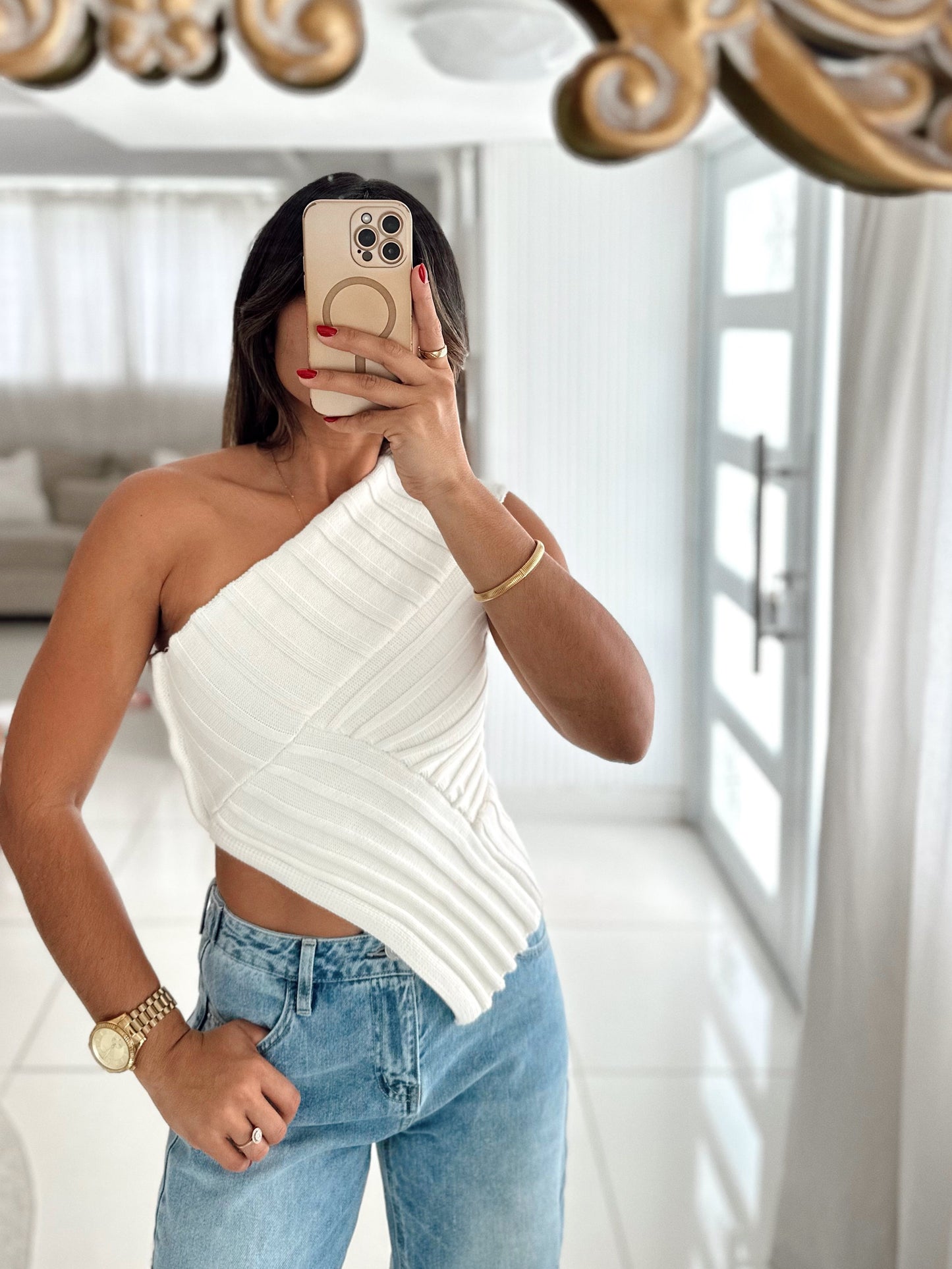 Asymmetrical bone white top