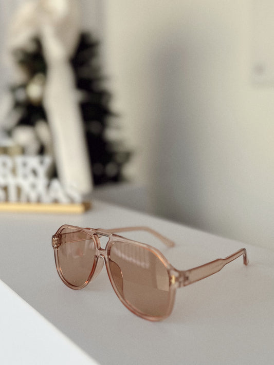 Peachy clear retro sunglasses