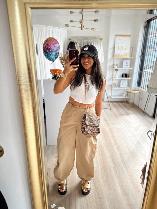 Super wide parachute pants (taupe)