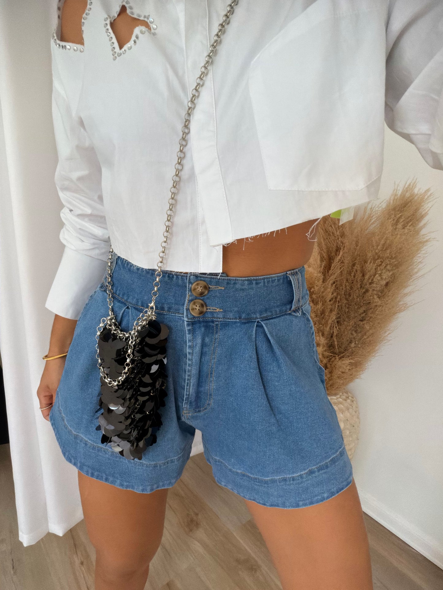 Pleated A cut denim short