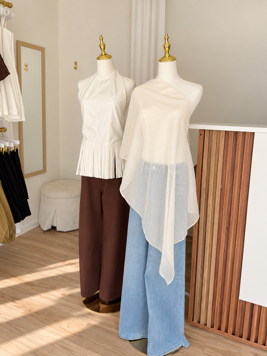 The see-through drape poncho (beige)