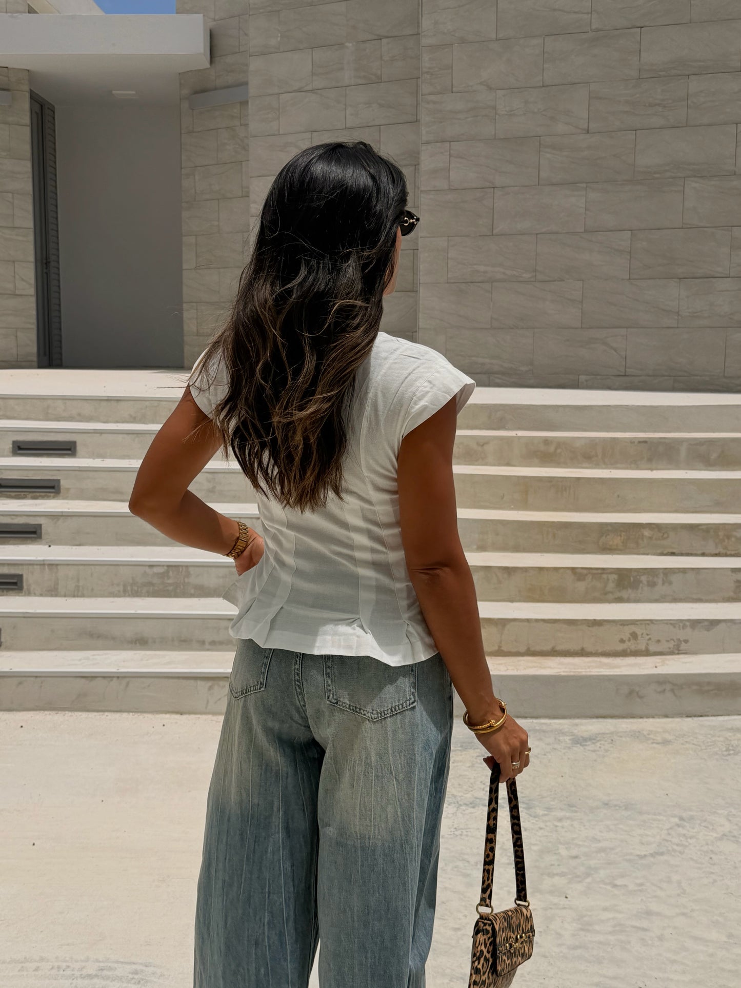 The Hourglass Silhouette Linen Top