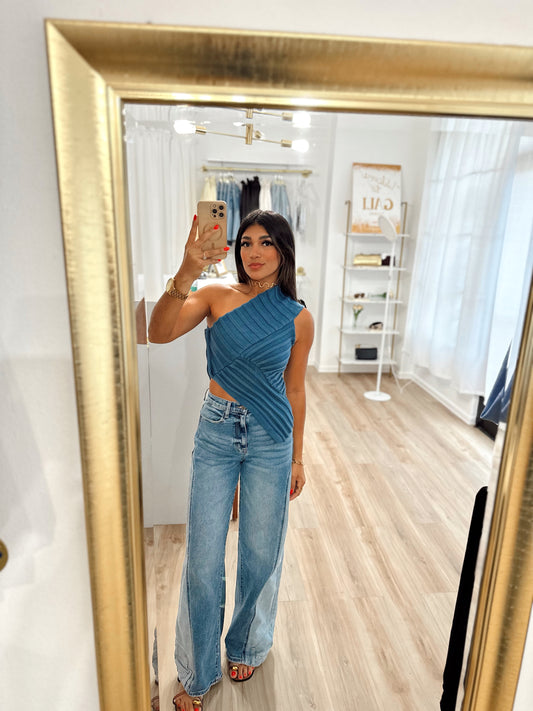 Asymmetrical teal top