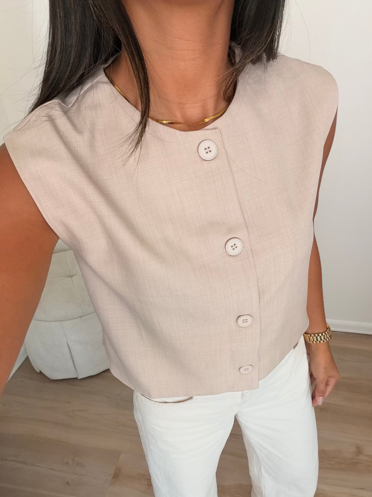 Beige vest