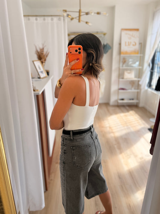 The V neck bodysuit (white)