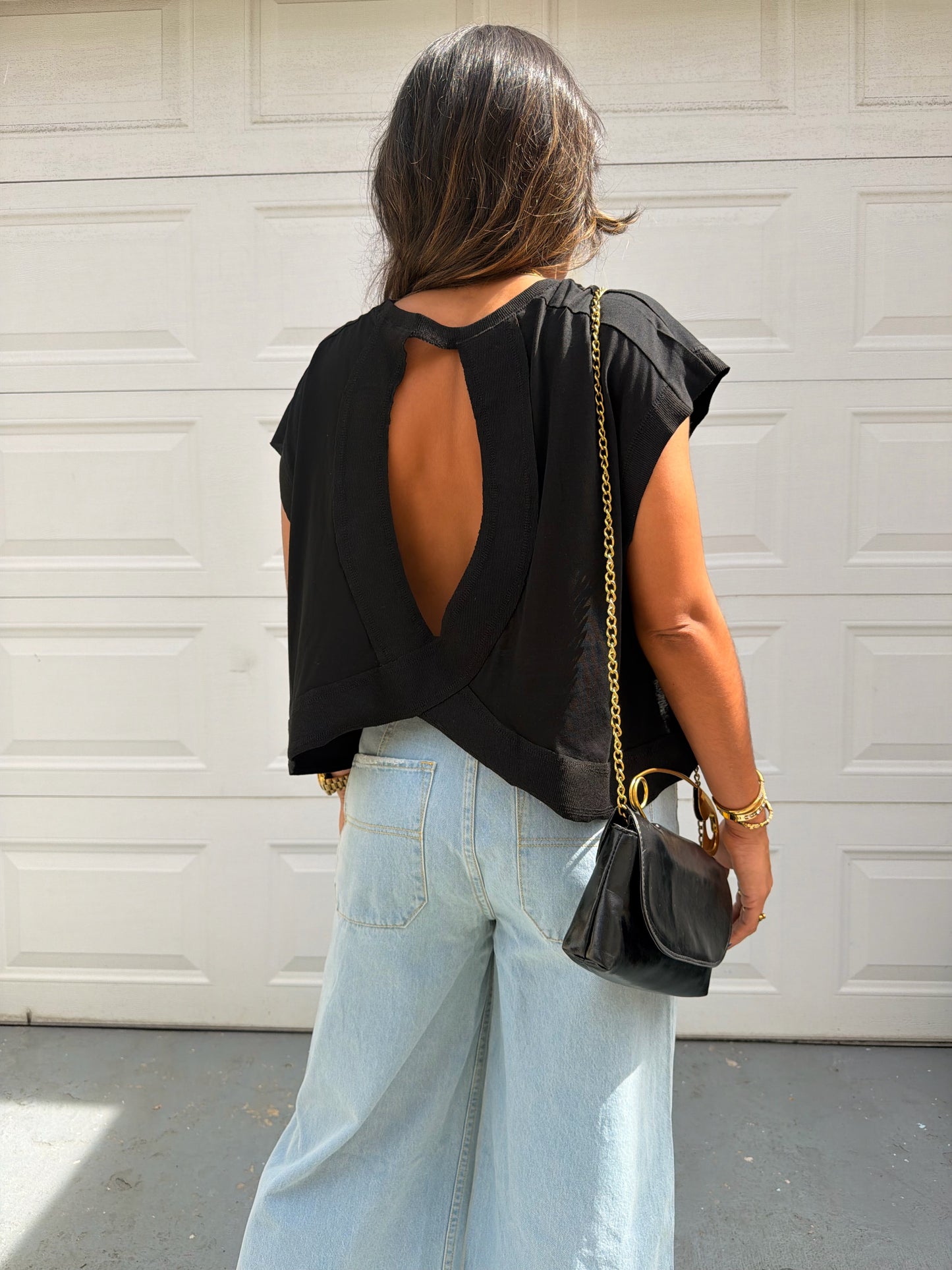 Open back detail knit top (white)