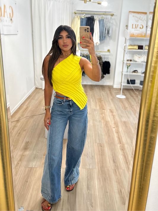 Lemon asymmetrical top