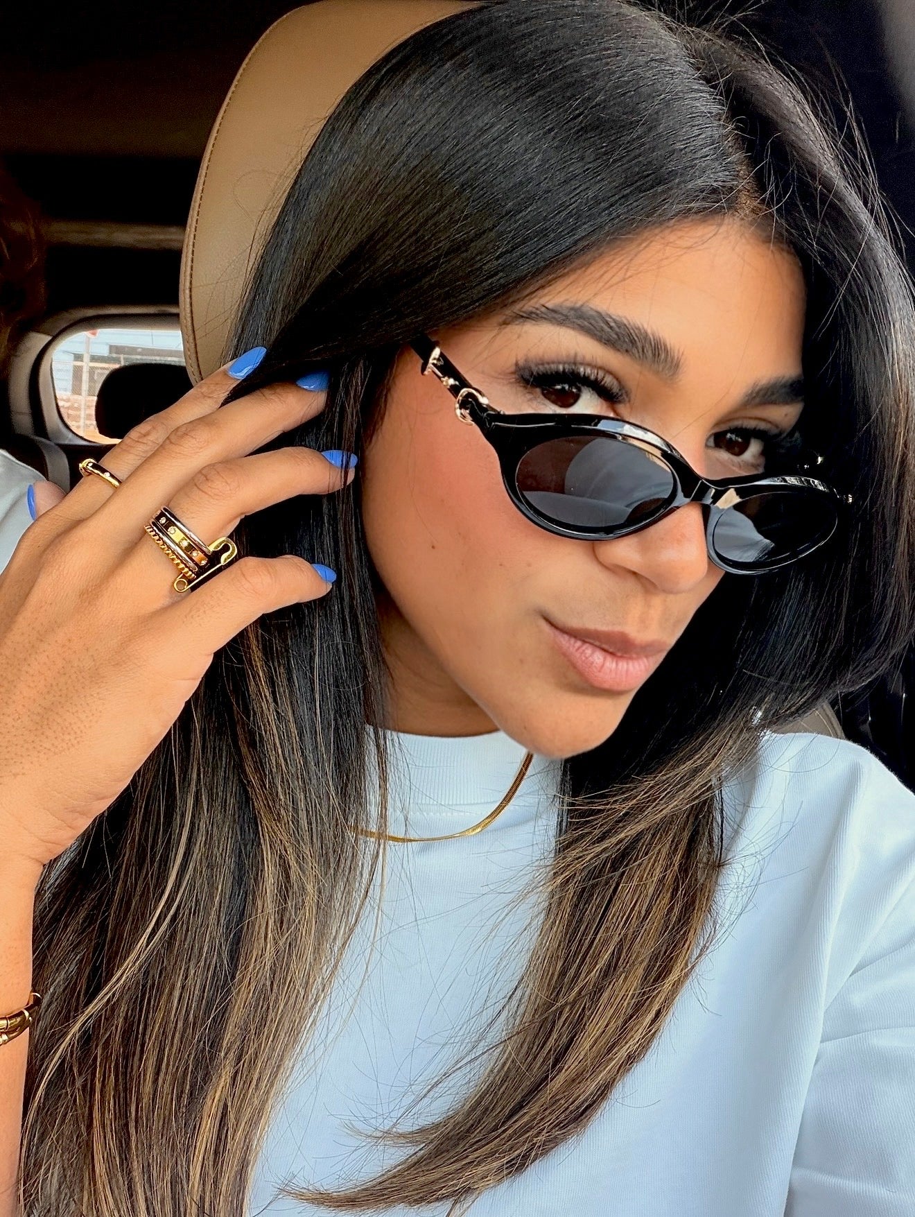 The Milano Oval Muse